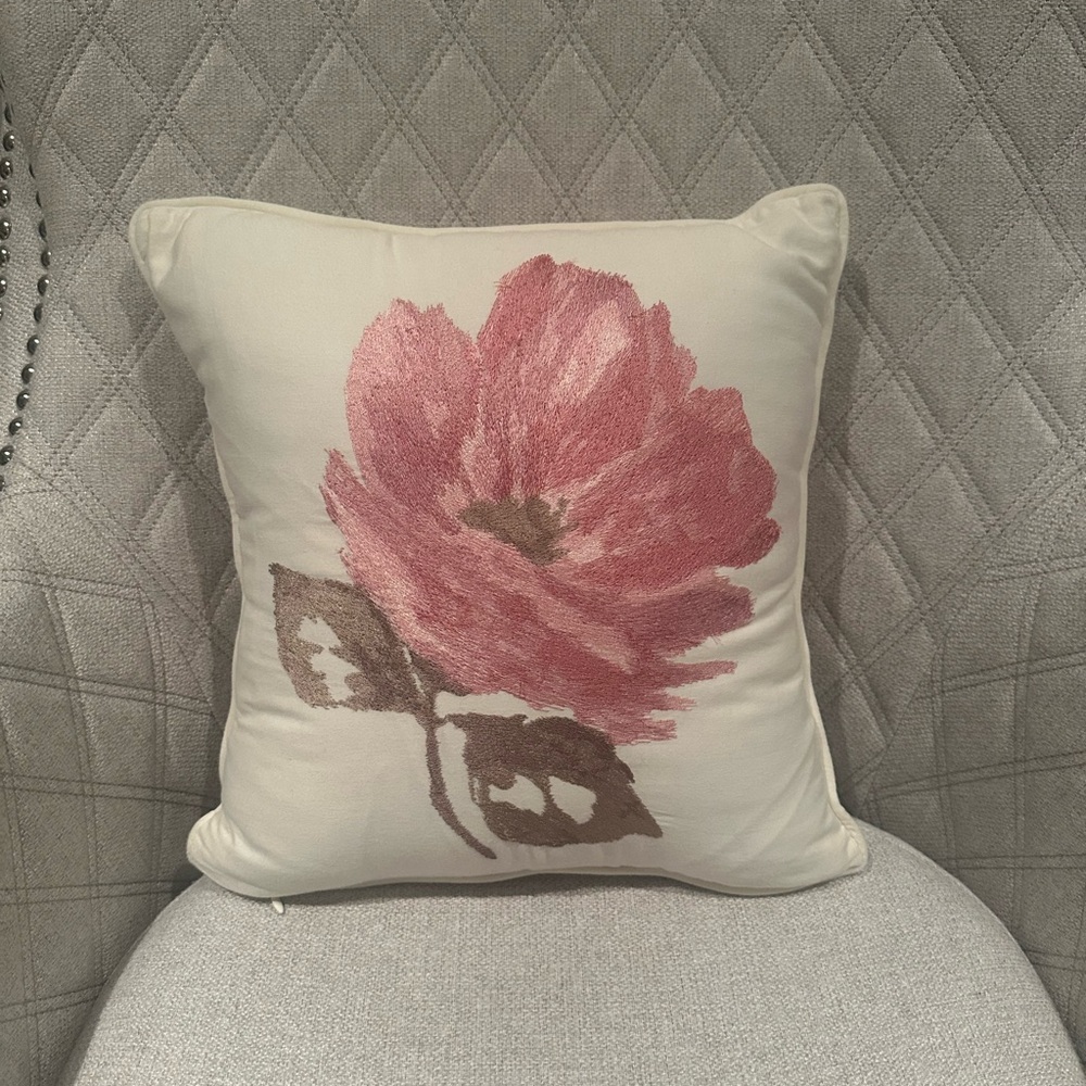 Floral Throw Pillow with Pink Flower Design